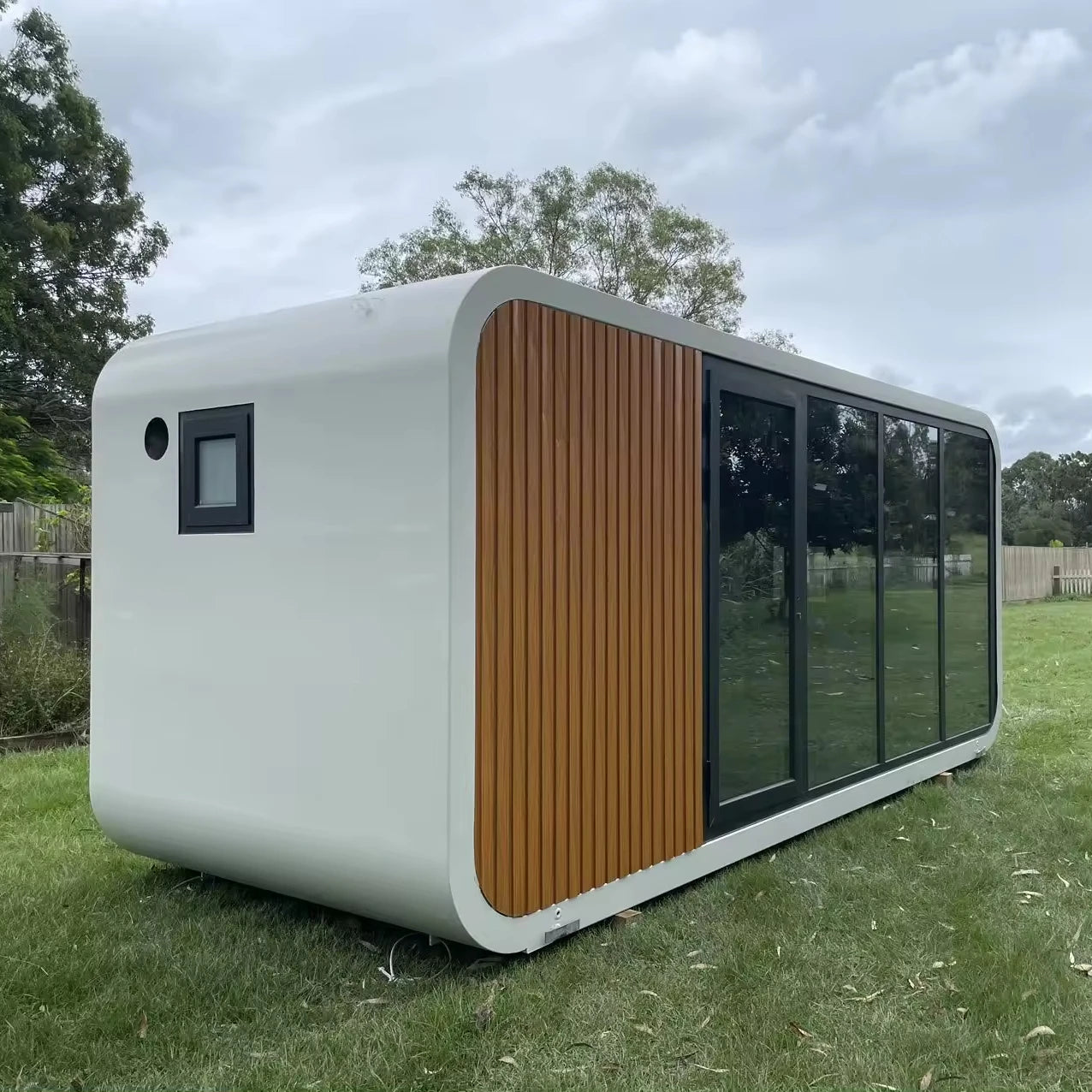 Luxury  Bed Portable Modular Tiny House Prefabricated Houses Villas Container Mobile  Hotel House