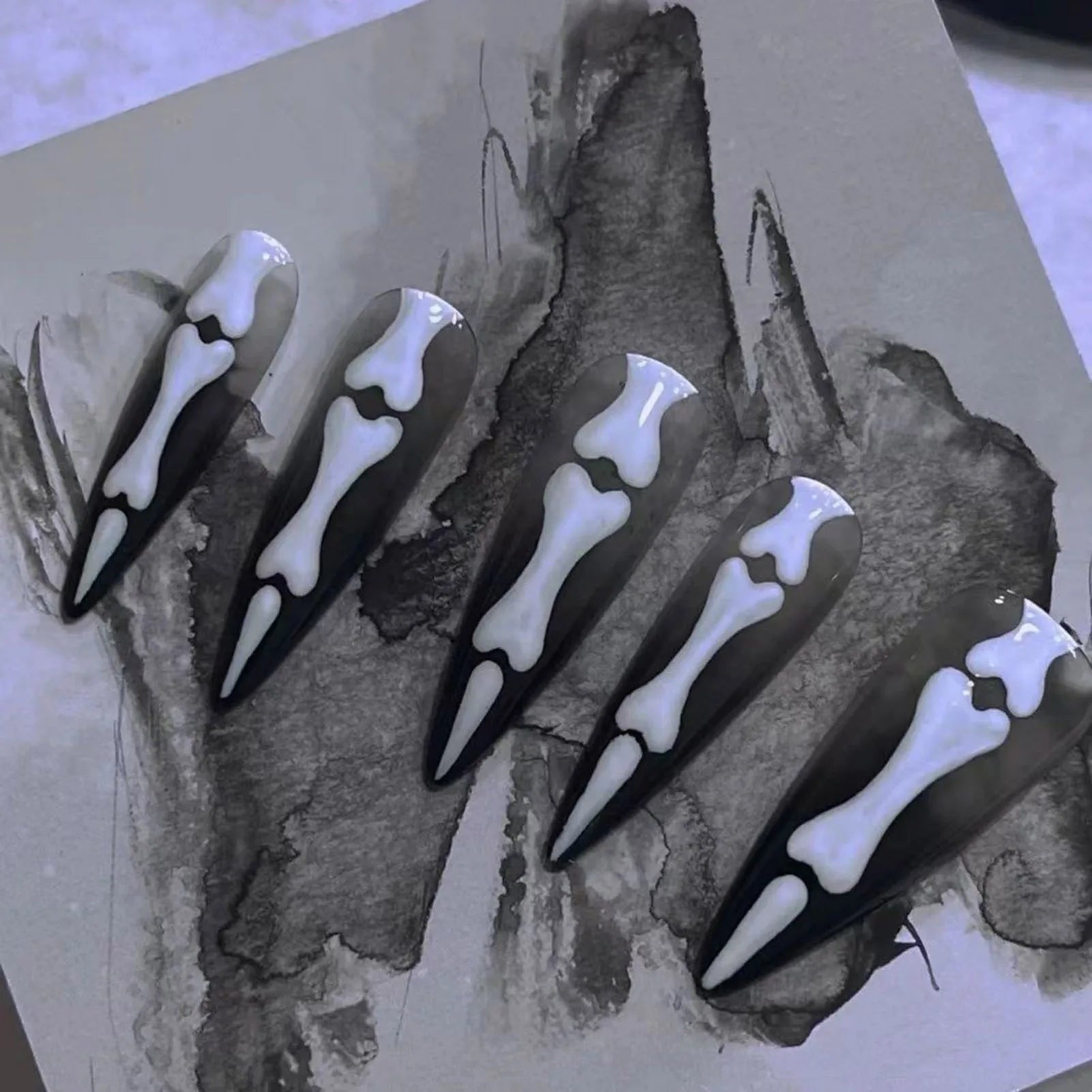 10pcs/1set Halloween Long Pointed Head Fake Nails Natural Unbreakable Nail Simple Wear For Fingernail DIY Nails Decoration