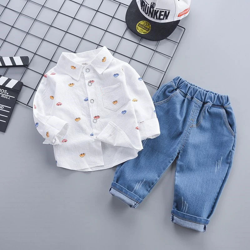 Spring and autumn toddler boy casual printing small V-neck shirt+loose jeans suit stylish and versatile.