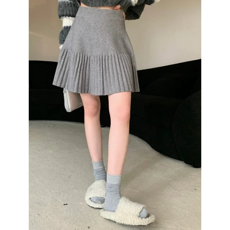 Spicy Girl Solid Color Versatile Knit Skirt Women's Early Autumn 2024 New Style High-Waisted Loose-Fit Slimming A- Line Mini Dre