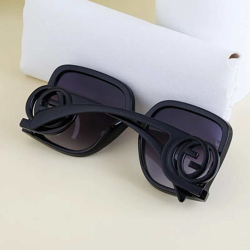 New Sunglasses for Women Retro Fashion Sun Glasses Polygonal Splicing Color Blocked Eyeglass Luxury Design Uv400