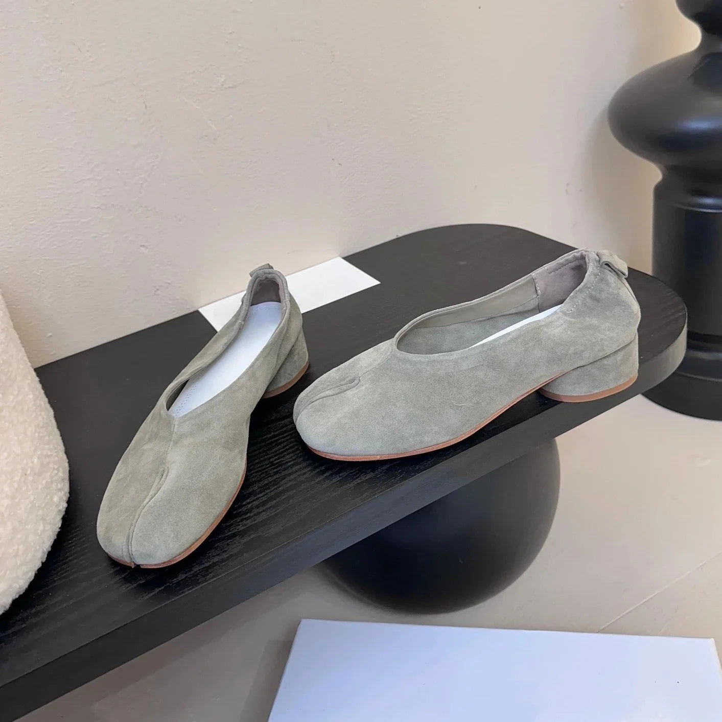 2025 Top Quality Spring  Real Suede Splite-Toe Low Heel Slip-Ons Woman Loafers Boat Shoes Mary Janes Mules  Female Bota Feminina