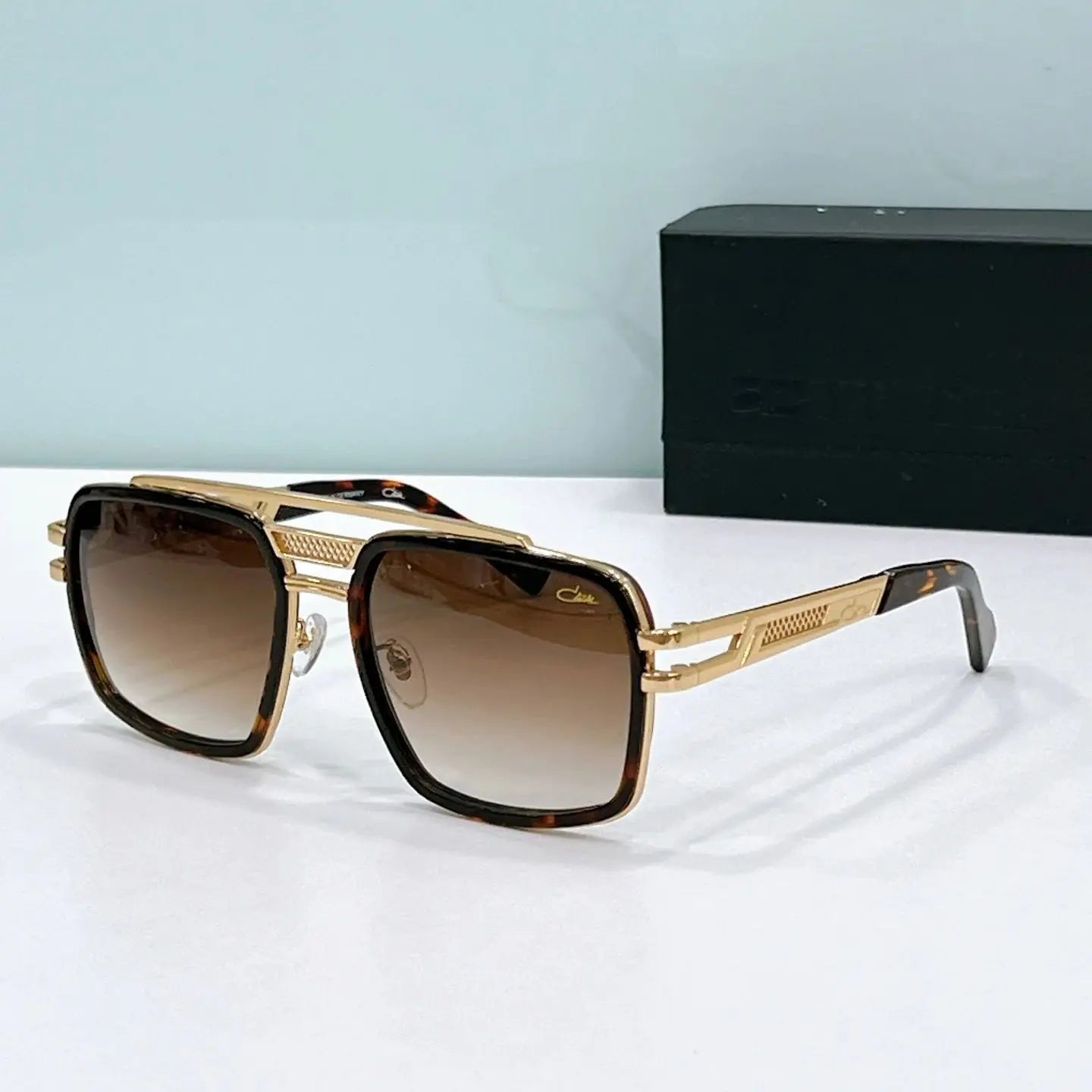 Original CAZA MOD6033 Classic Stylish Gradient Blue Lenses Men Sunglasses Luxury Design Gold Alloy Frame Women Couple Eyewear