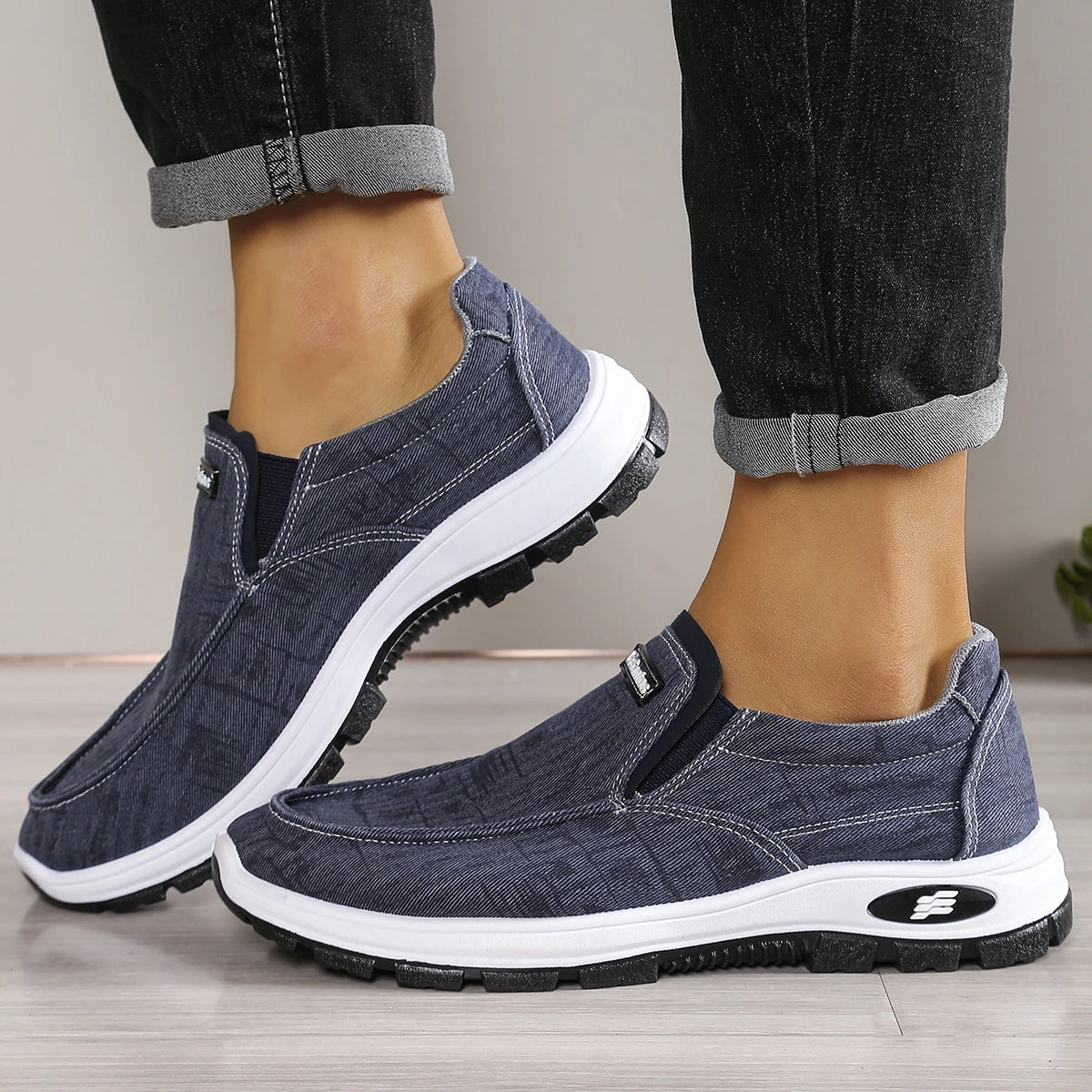 Man shoes Fabric Insole for Sports and Daily Wear, Plus Size,  casual sneakers designer shoes free shiping shoe Canvas Loafers
