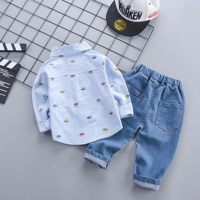 Spring and autumn toddler boy casual printing small V-neck shirt+loose jeans suit stylish and versatile.