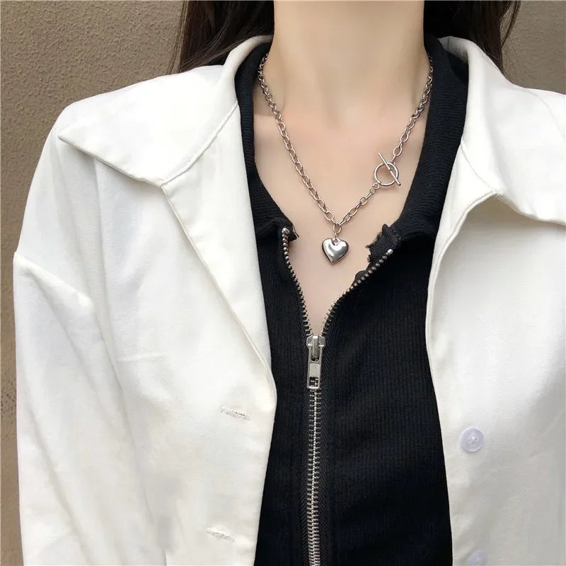 Vintage Love Heart Pendant Necklace for Women Trend Aesthetic Gold Color Metal Chain Collar Choker Party Jewelry Birthday Gifts