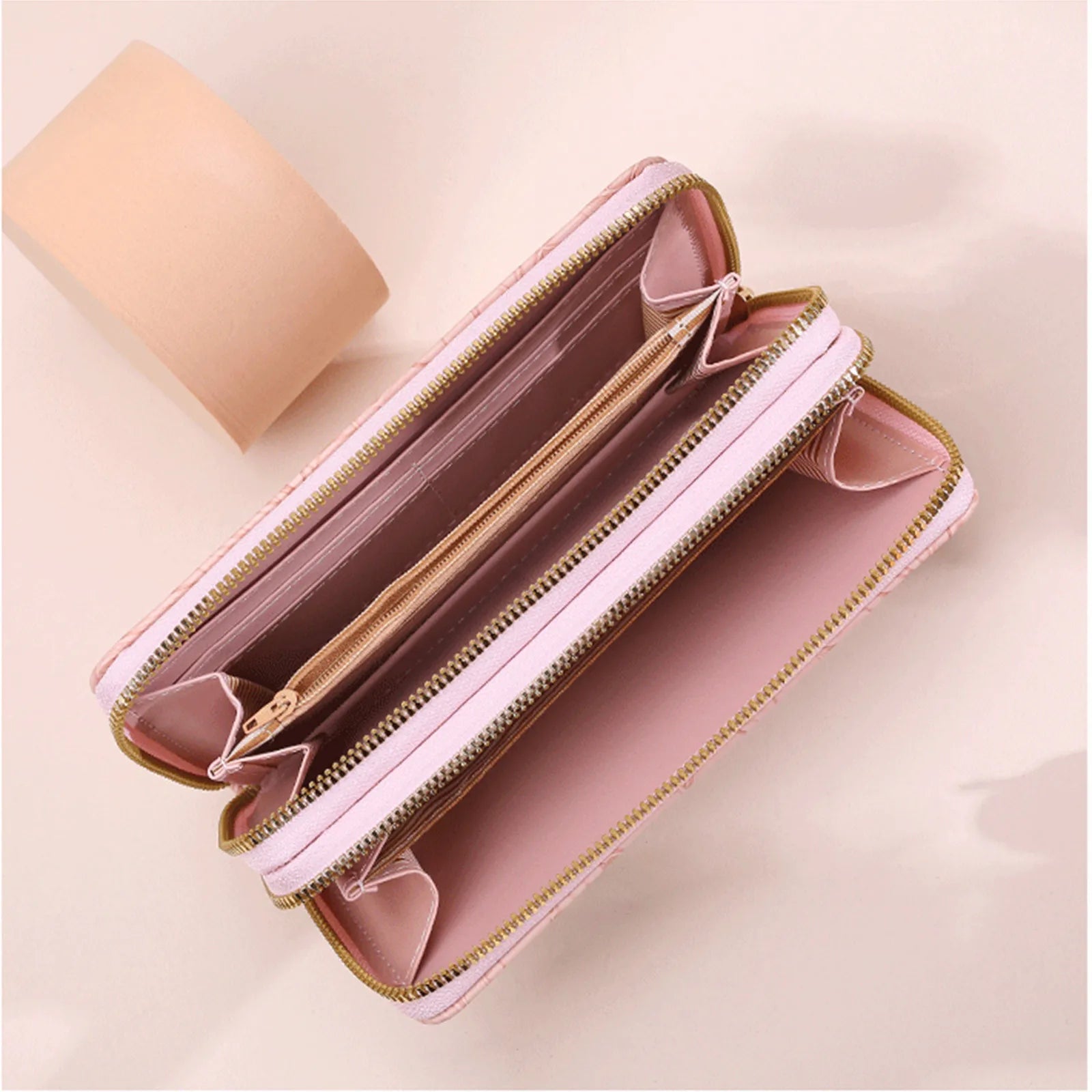 Chic Quilted Long Wallet For Women Secure Zipper Multiple Card Slots Phone Compartment Versatile Clutch For Every Occasion