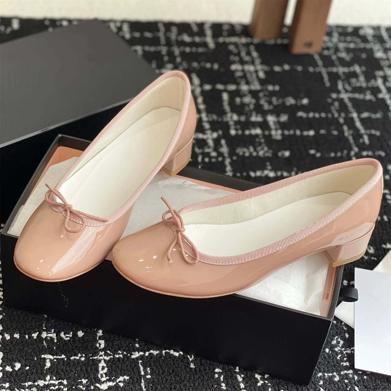 2025 Newest Genuine Leather Round-Toe Ankle-Strap Woman Flats Mary Janes Ballet Dance Shoes Banquet Shoes Woman Sapato Feminino