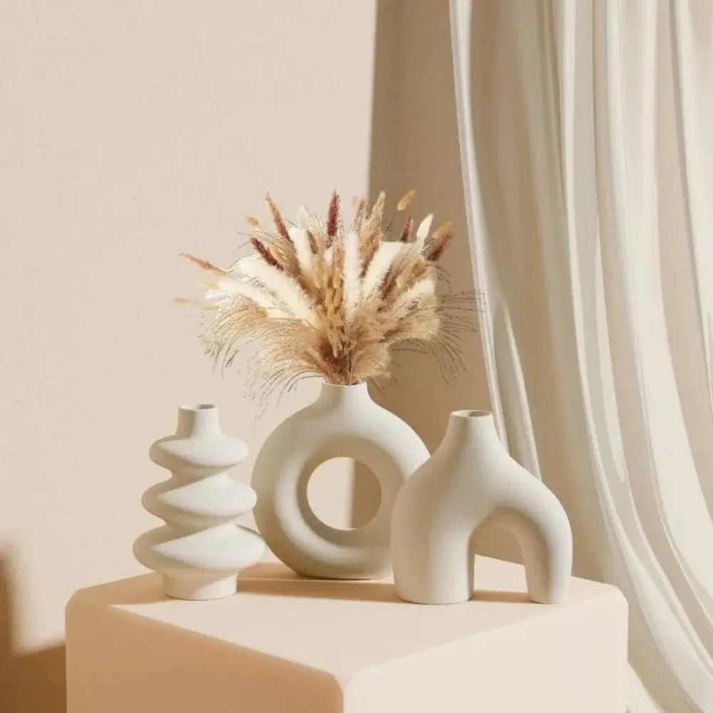 Modern white/black ceramic flower vase in Nordic style, Bohemian home decoration, wedding decoration accessory, desktop art deco