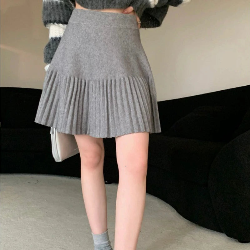 Spicy Girl Solid Color Versatile Knit Skirt Women's Early Autumn 2024 New Style High-Waisted Loose-Fit Slimming A- Line Mini Dre
