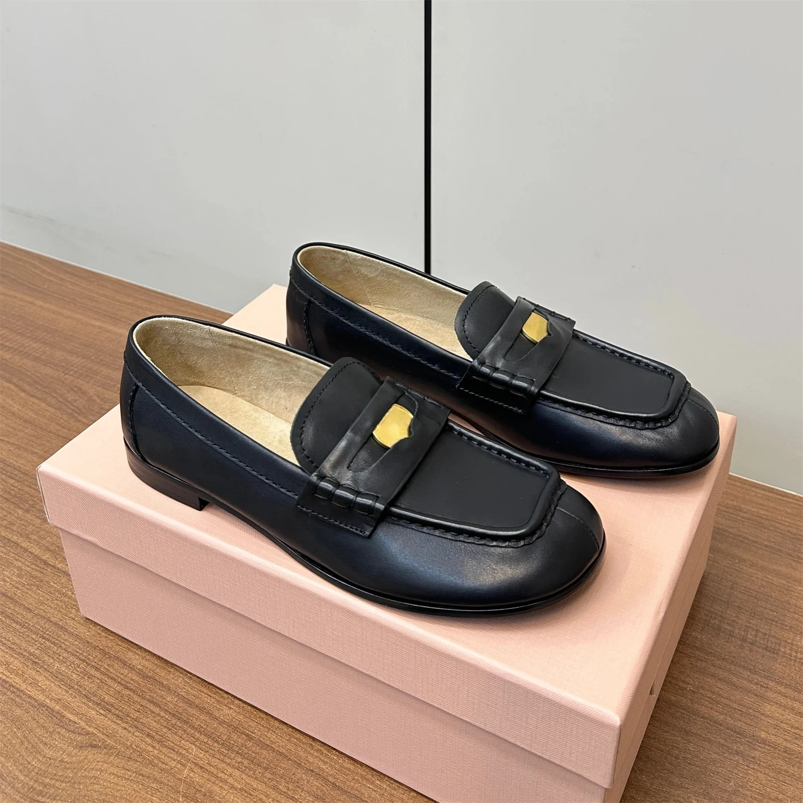 2025 Newest Summer Genuine Leather Open-Toe Flat Heel Woman Slippers Flower Decora Mules Slides Bohemian Sandals Bota Feminina