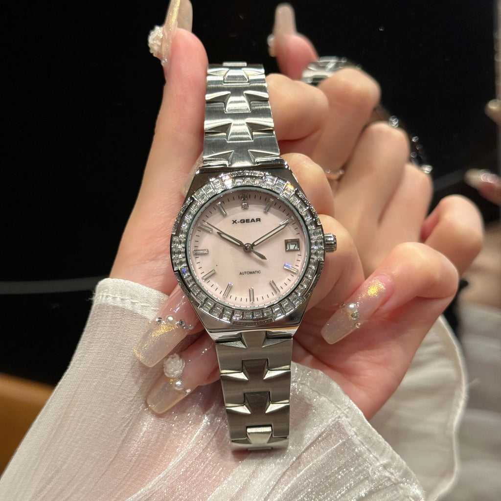 Luxury automatic mechanical watch for women; waterproof, elegant and fashionable round watch as a gift for girlfriend.