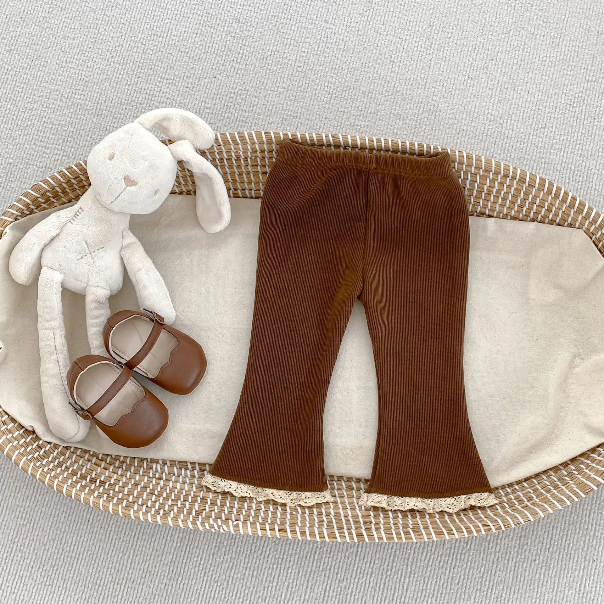 2025 Autumn Collection Girls' Velvet Bellbottom Pants with Western Style Lace Pants, Versatile Warm Baby Girls' Casual Pants