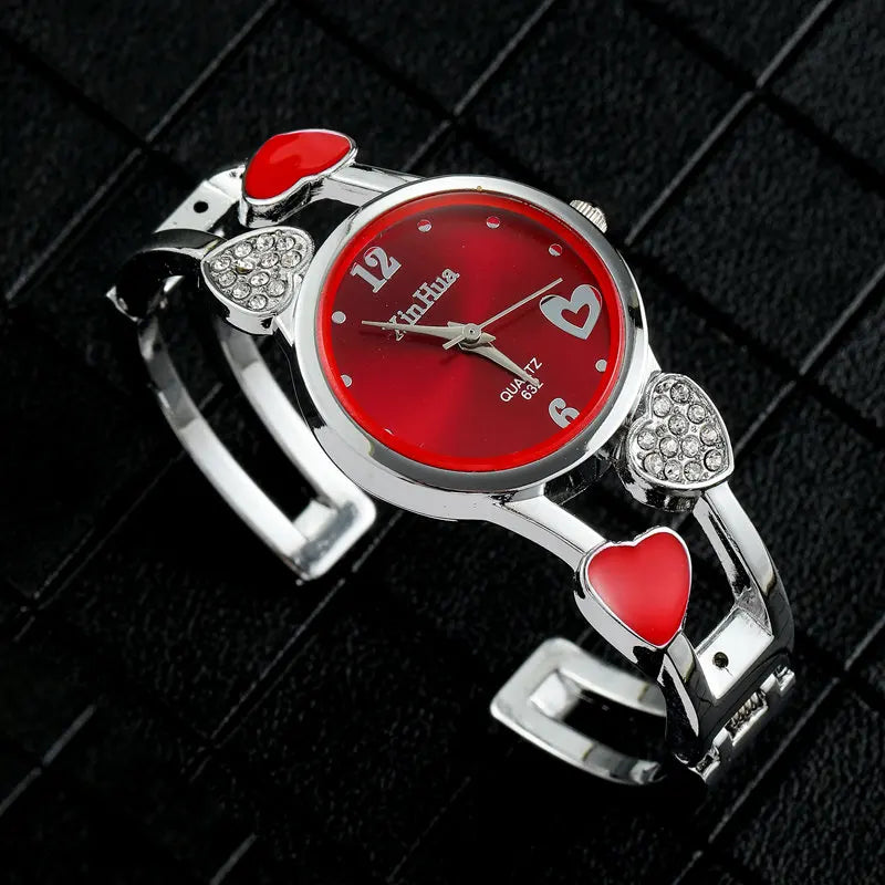 Women Vintage Heart Watch Design Quartz Fashion Silver Classic Crystal Stainless Steel Luxury Wristwatch Mujer Relogios Feminine