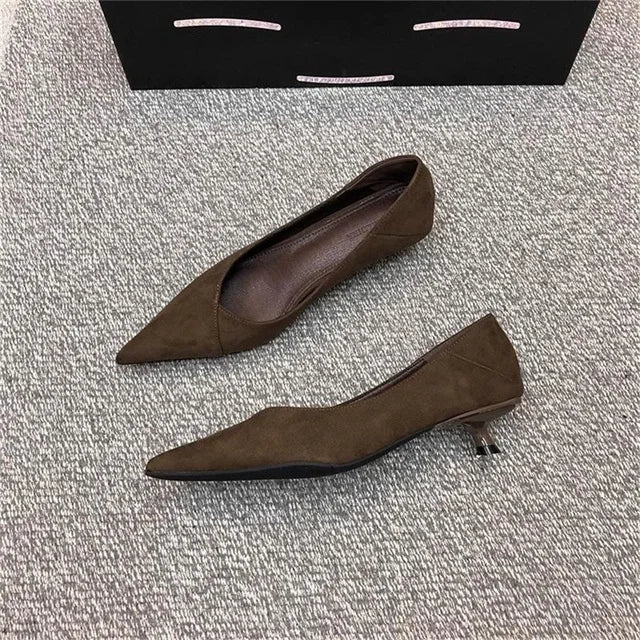 2025 New Comfortable Low 3-5 cm Heels Women's Working Shoes Leather Shallow French Style Thin Heeled Pumps For Office Casual