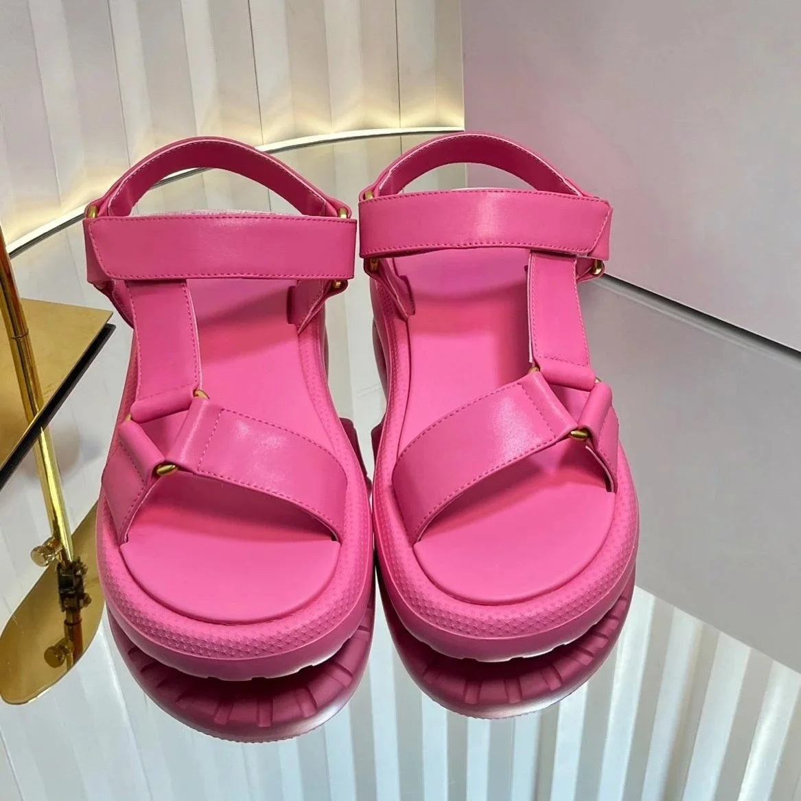 2025 New Arrival Summer Genuine Leather Open-Toe Thick Sole Woman Gladiator Sandals Magic Tape Beach Shoes Handmade Botas Mujer