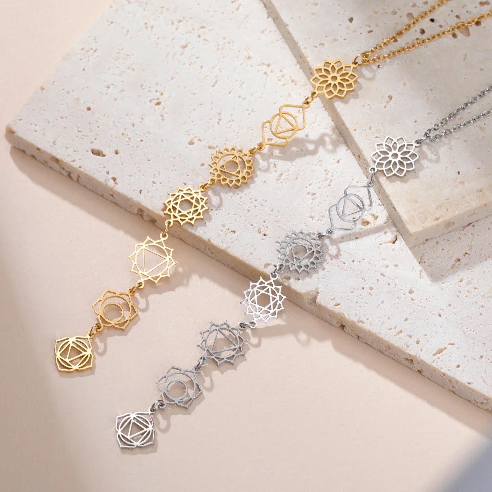 Cazador Stainless Steel 7 Chakra Flower Pendants Necklaces for Women Yoga Meditation Jewelry Amulet Necklaces Birthday Gift 2025