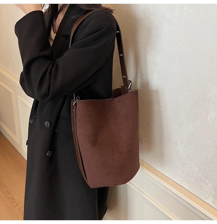 Retro Frosted Buet Bag Large Capaci Commuter Women's Single oulder Slant Cross Bag Soft PU Material Buet ape