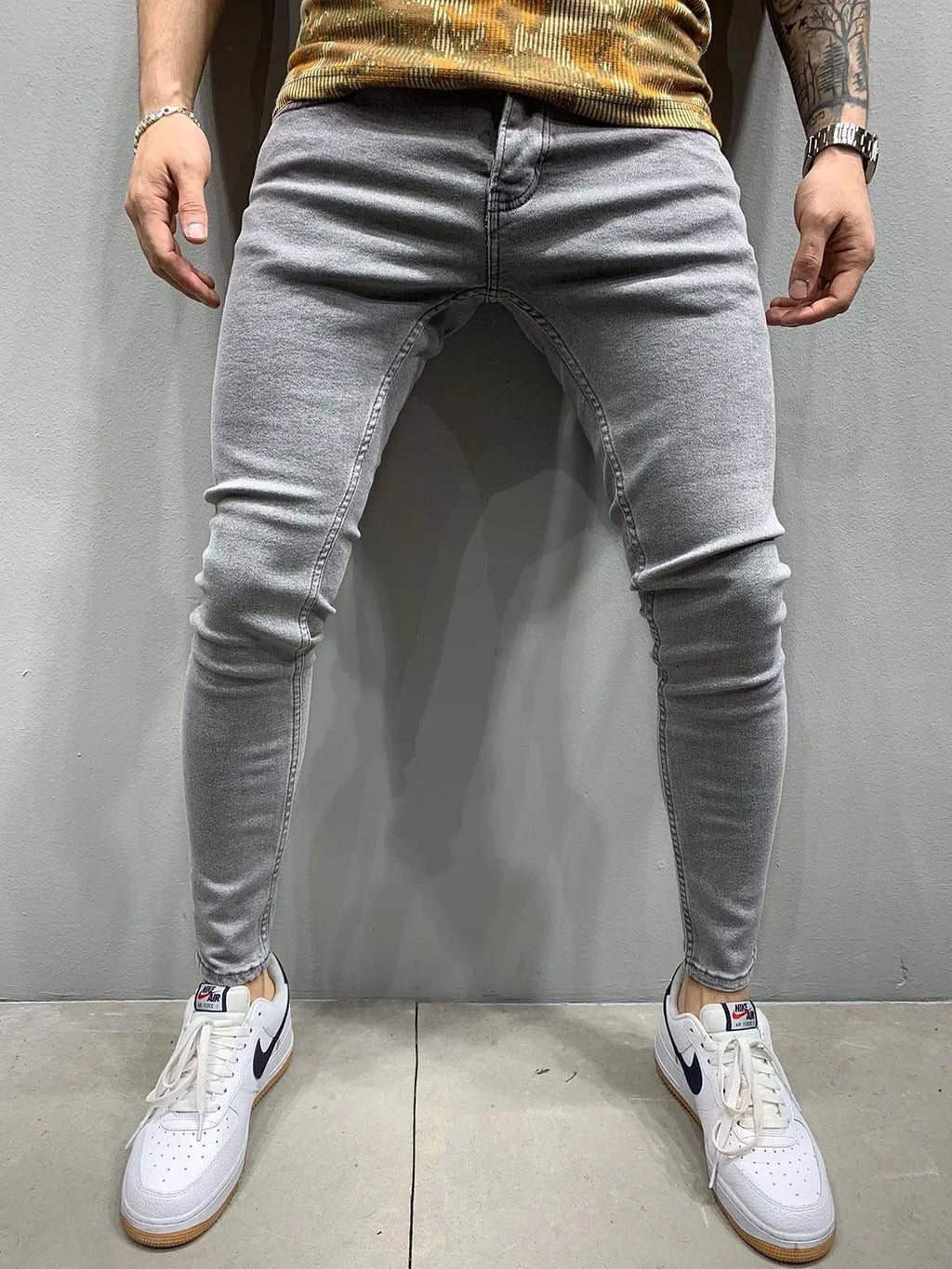 Male Hip-hop Trousers Pure Color Ripped Jeans Men Slim Long Pencil Pant Men Clothing High Quality Men Fashion Thin Skinny Jeans