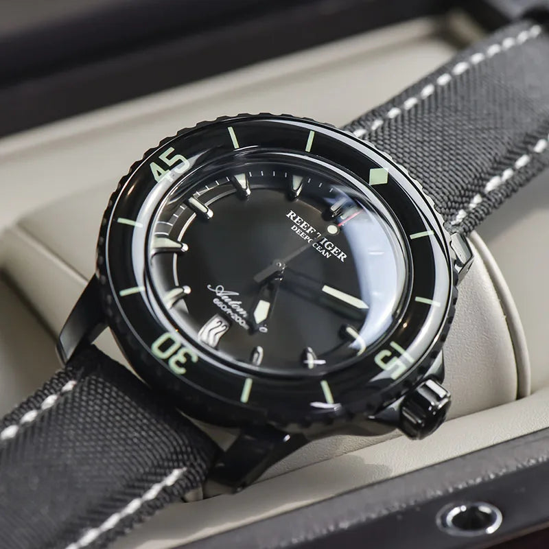 reef tiger brand fully automatic mechanical watches, business men's watches, personalized and fashionable luminous men's sports