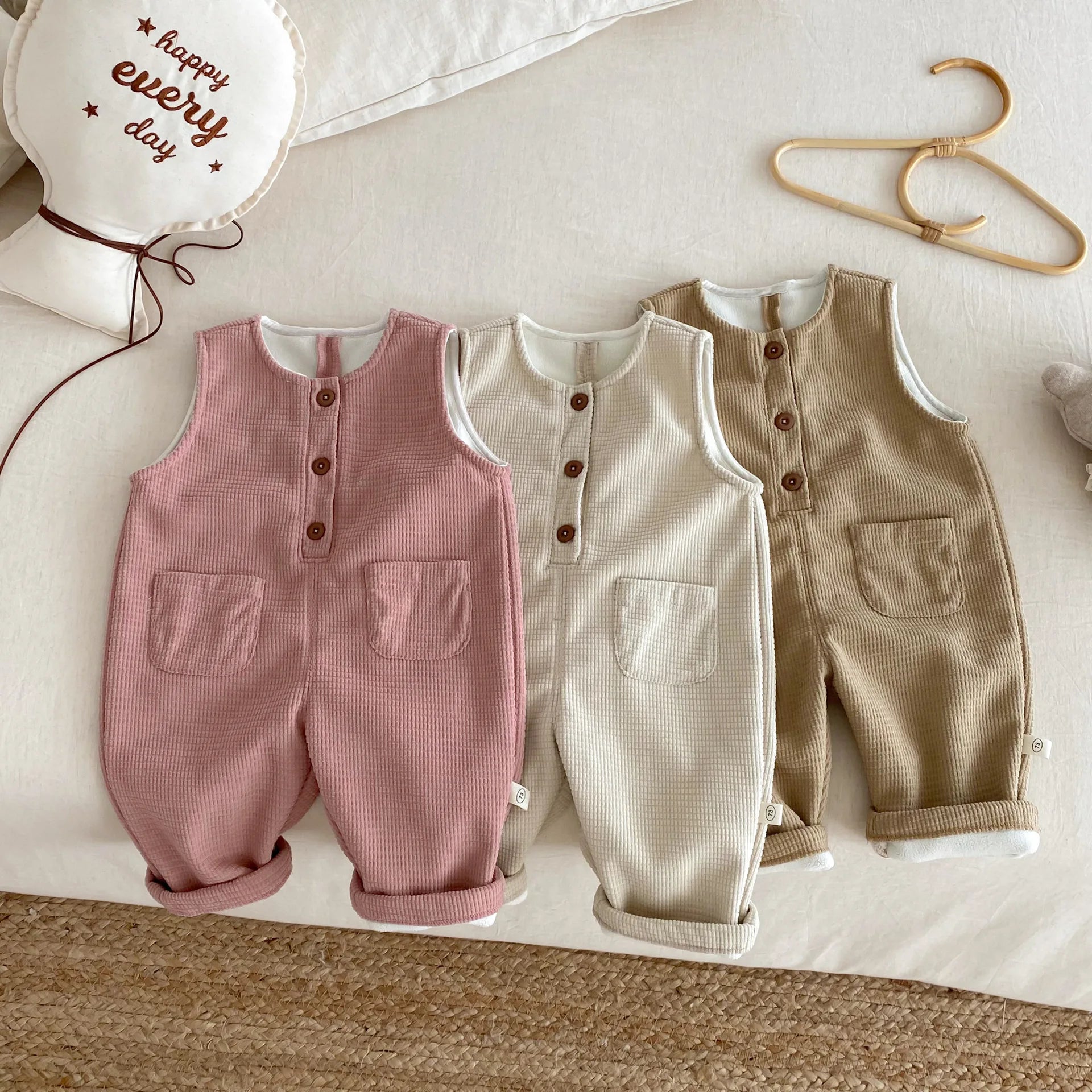 Children's Velvet Overalls 0-5 Years Old Winter Korean Children's Clothing Boys' Fashionable Casual Pants Girls' Pants