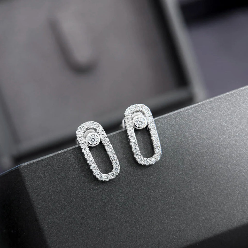 Classic French luxury jewelry S925 women's earrings made of pure silver material. Exquisite engagement gift. move stone