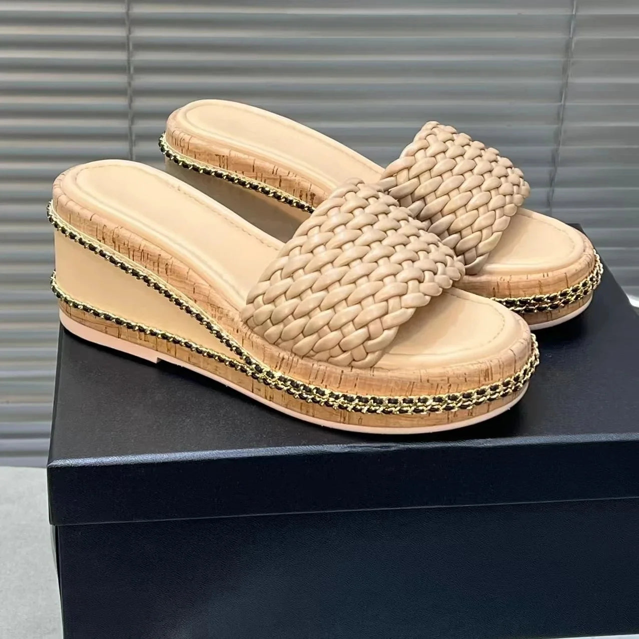 2025 New Arrival Handmade Genuine Leather Open-Toe Wedges Woman Slippers Weave Beach Slides Platform Elevator Shoes Botas Mujer