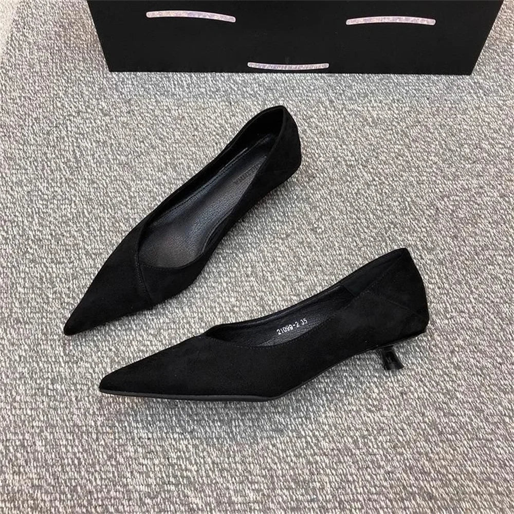 2025 New Comfortable Low 3-5 cm Heels Women's Working Shoes Leather Shallow French Style Thin Heeled Pumps For Office Casual